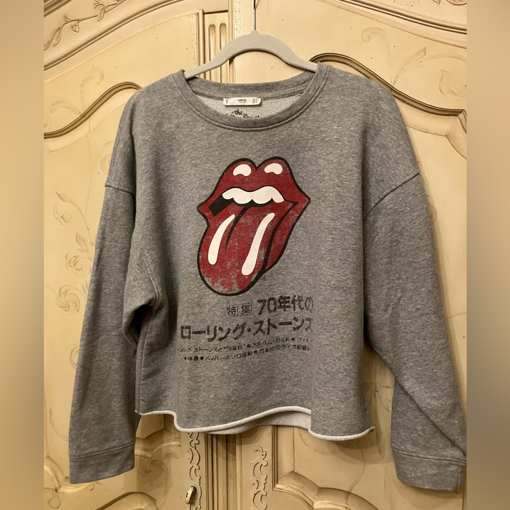 Rolling Stones sweatshirt with Japanese writing
